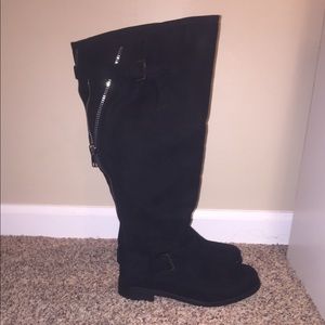 BRAND NEW black knee high boots